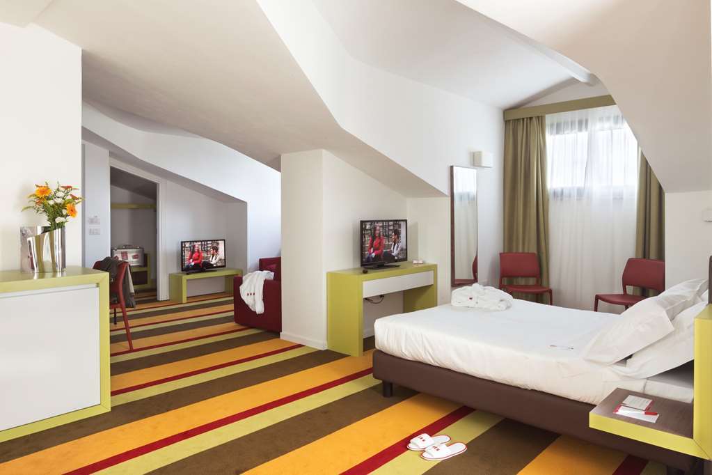 Unaway Hotel Fabro Kamer foto