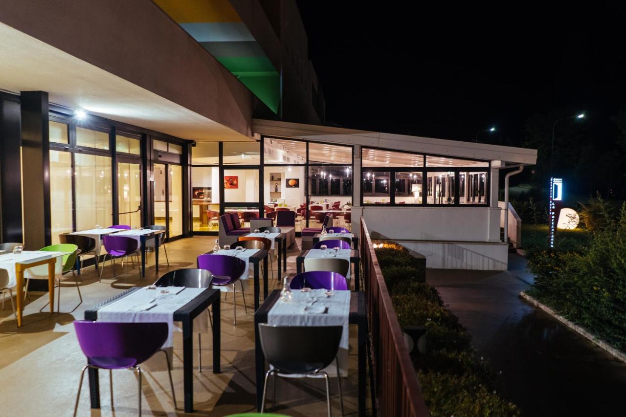 Unaway Hotel Fabro Buitenkant foto